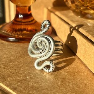 Sterling Silver Handmade Coil Swirl Design Ring Size 6.5 SKU:39